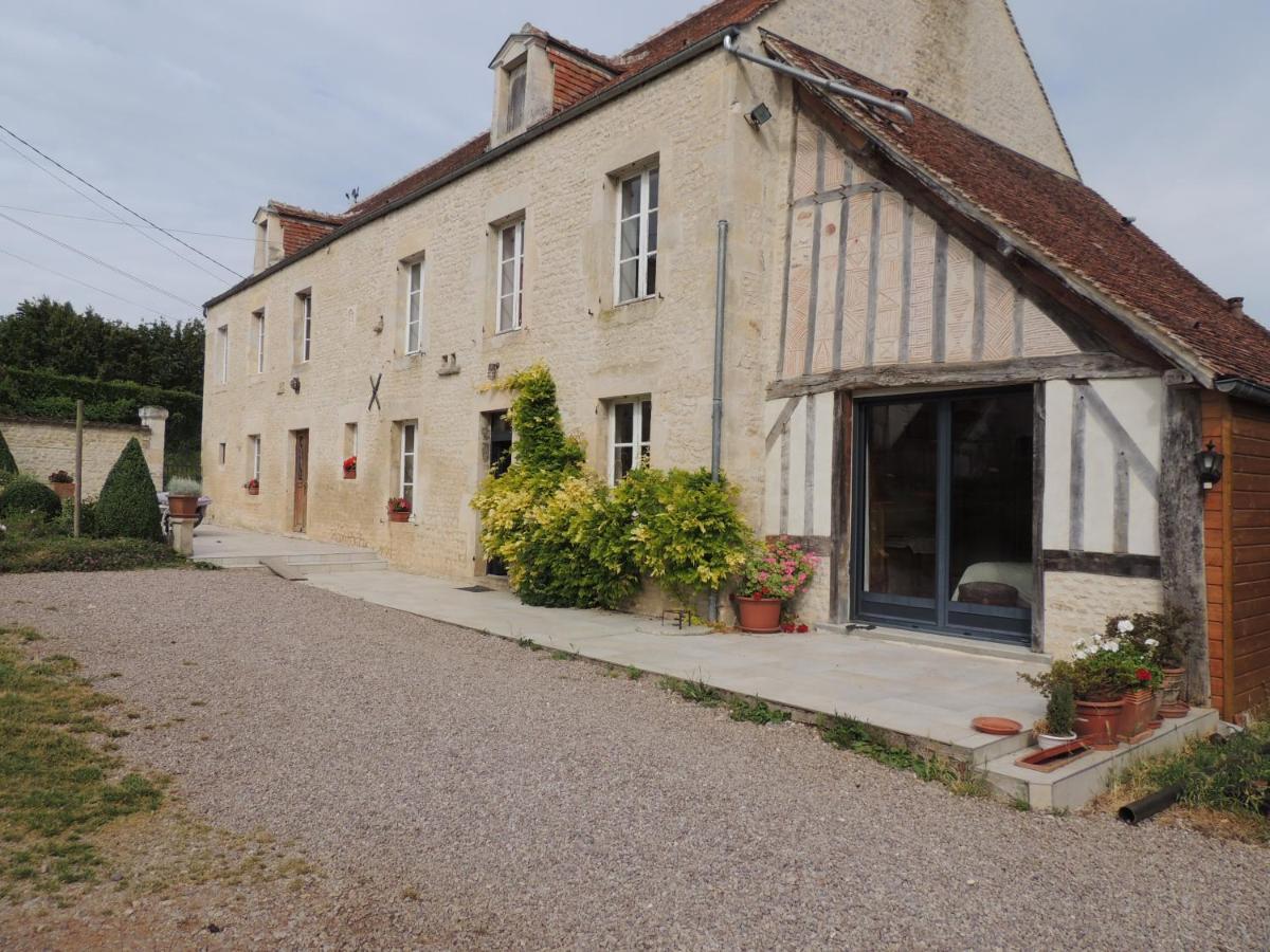 Bed and Breakfast La Ferme Du Bourg Eraines Exteriér fotografie